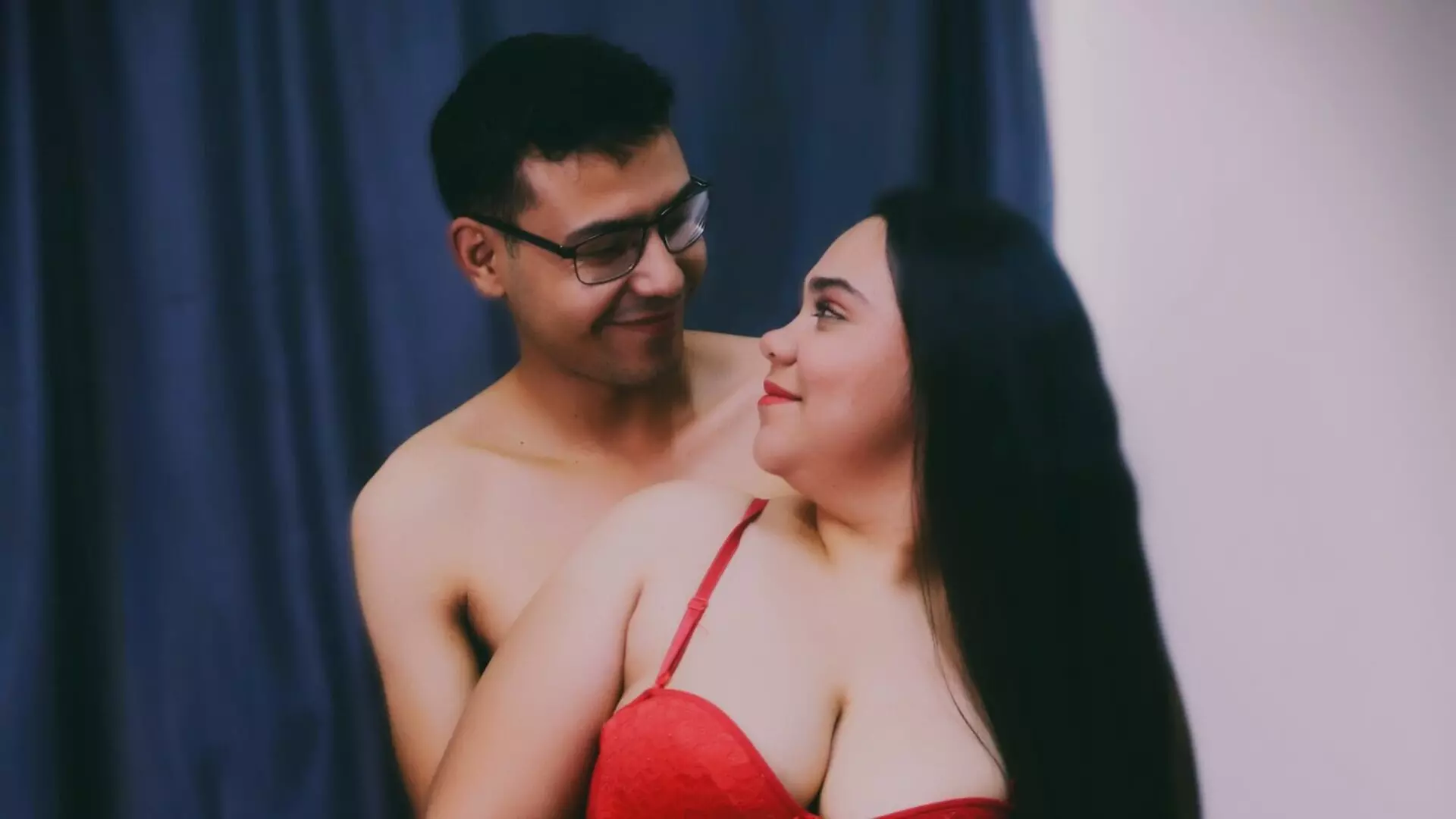 RobertAndSamanta's Premium Pictures and Videos 