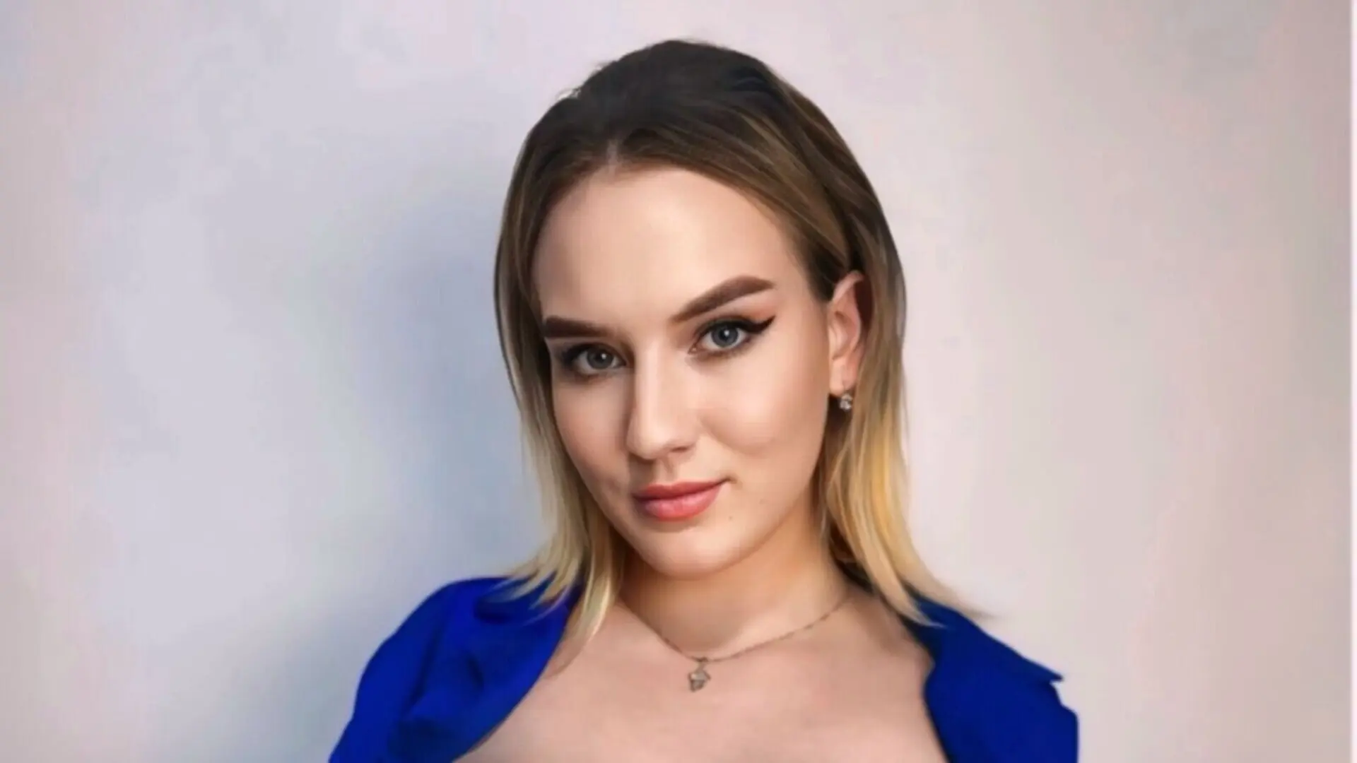 HannaWoodson's Premium Pictures and Videos 