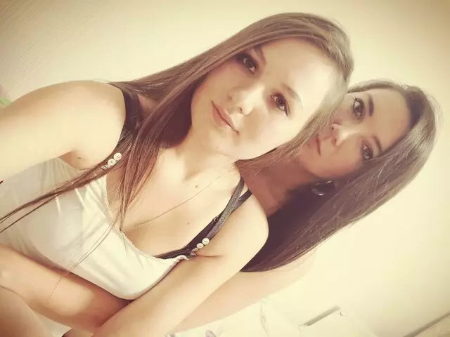 AnyAndAmy's Premium Pictures and Videos 