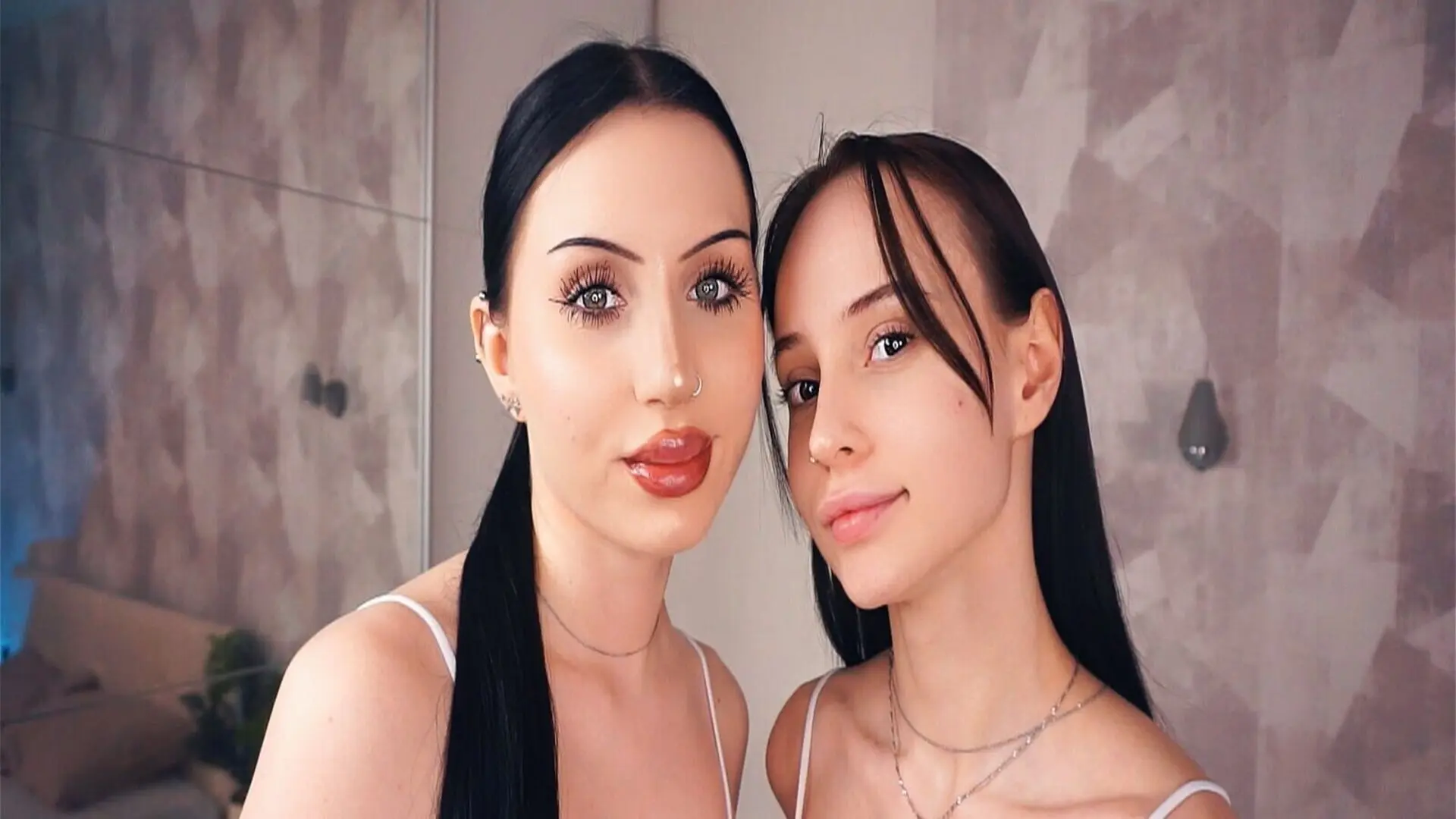 CloverAndFelica's Premium Pictures and Videos 