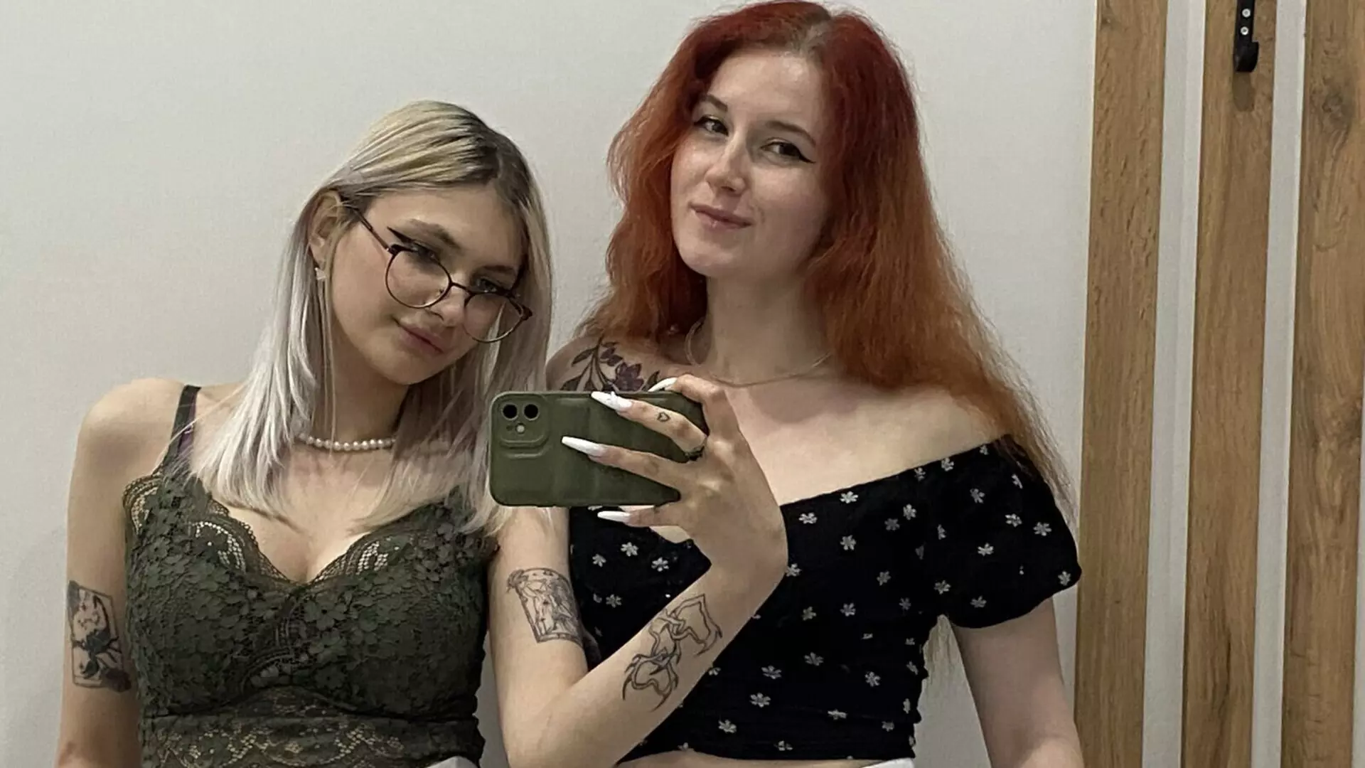 SilviaAndTayte's Premium Pictures and Videos 