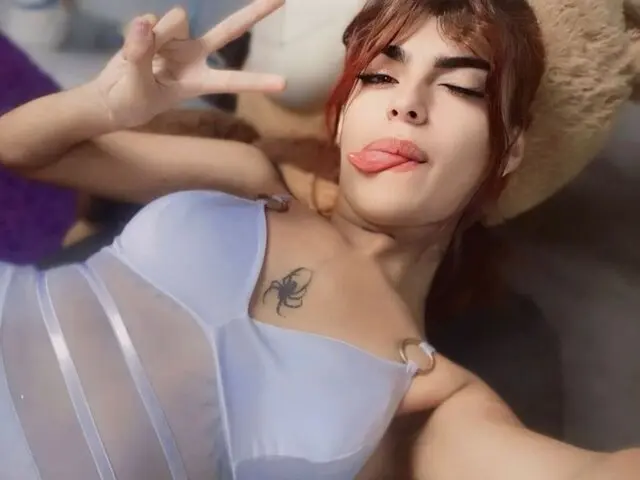 AzharaAckerman's Premium Pictures and Videos 