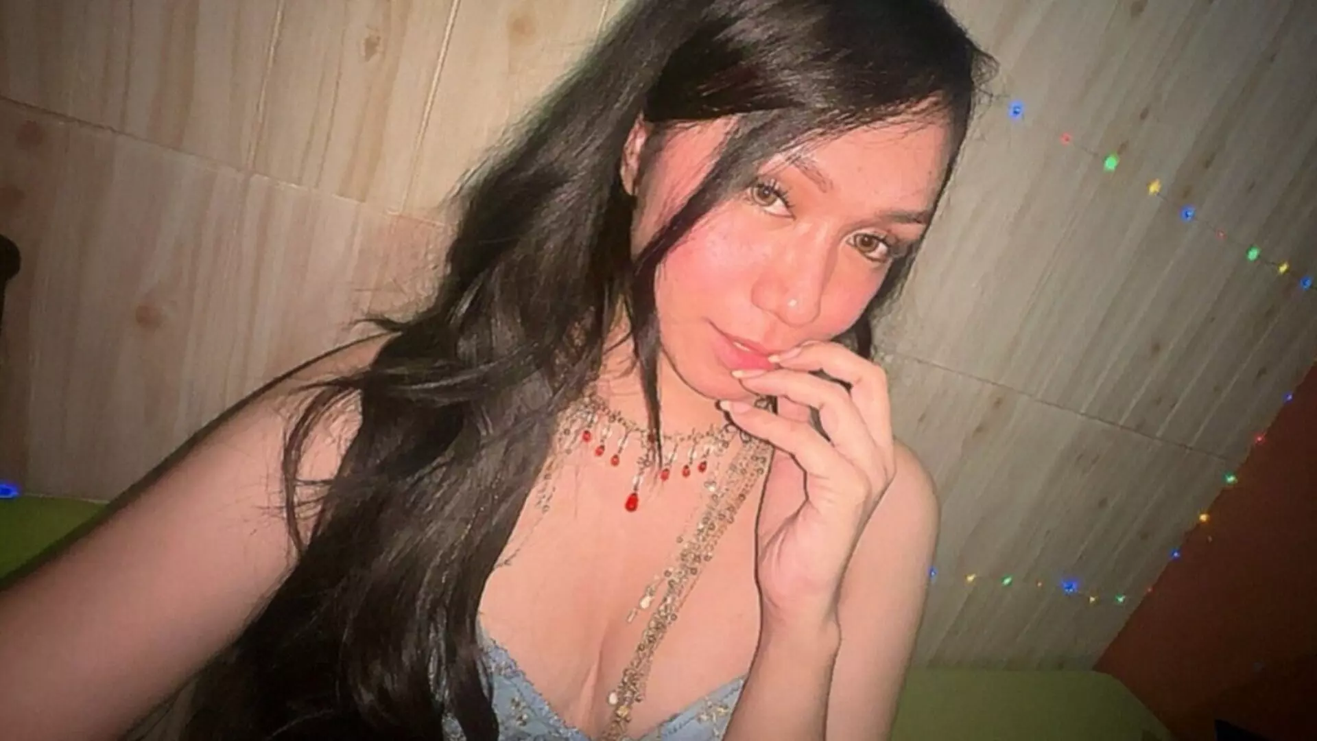 JadeGabuan's Premium Pictures and Videos 